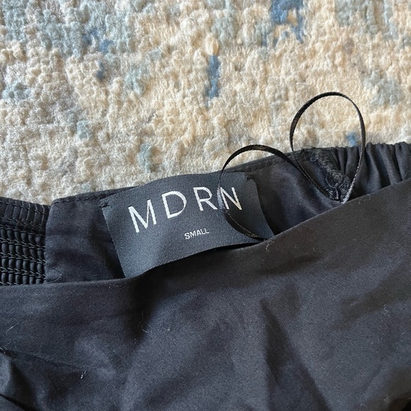 Modern citizen black off shoulder puff sleeve cinched top small - Picture 5 of 6